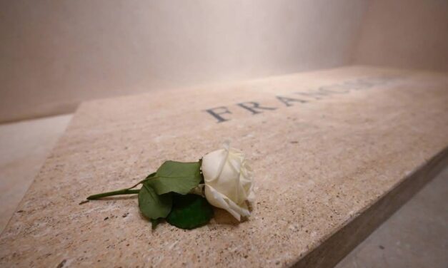 Comemorarea unui an de la moartea Papei Francisc: mesajul Sfântului Părinte Leon al XIV-lea