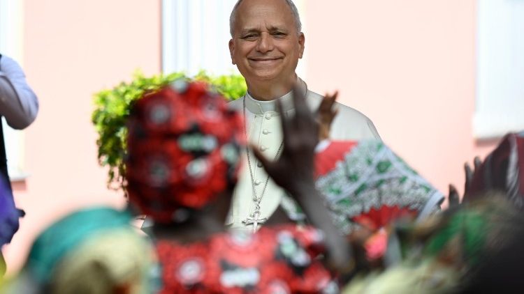 Papa Leon al XIV-lea, vârstnicilor din Saurimo: „Persoanele în vârstă dețin înțelepciunea unui popor”