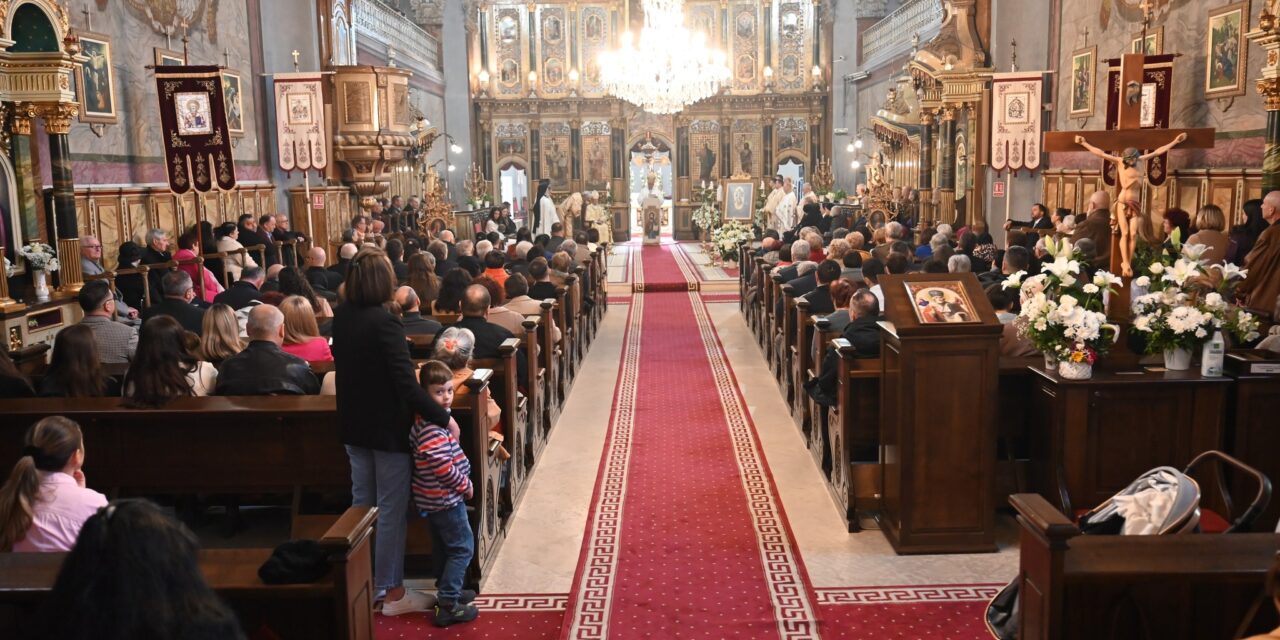 Sfânta Liturghie arhierească în Duminica Învierii Domnului în Catedrala „Sfântul Nicolae”