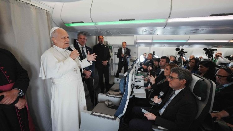 Papa: În calitate de păstor, nu pot fi în favoarea războiului, prea mulți nevinovați au murit