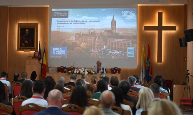 UMEC-WUCT la Oradea: Legături cu viitorul – Orizonturi globale și misiunea profesorului în zilele noastre
