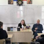 Călătorie în universul poeziei