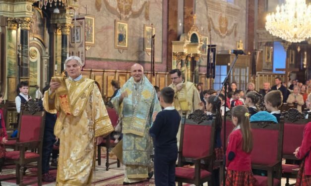 „Cu sufletul la Cer și cu inimile pline de recunoștință” — PS Virgil Bercea, la sărbătoarea Înălțării Domnului în Catedrala „Sfântul Nicolae” din Oradea