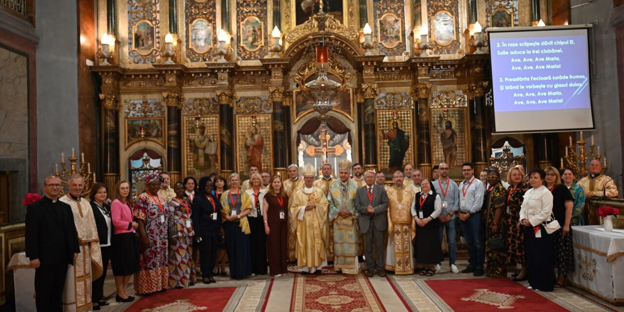 UMEC-WUCT la Oradea: Sfânta Liturghie în Catedrala „Sfântul Nicolae”