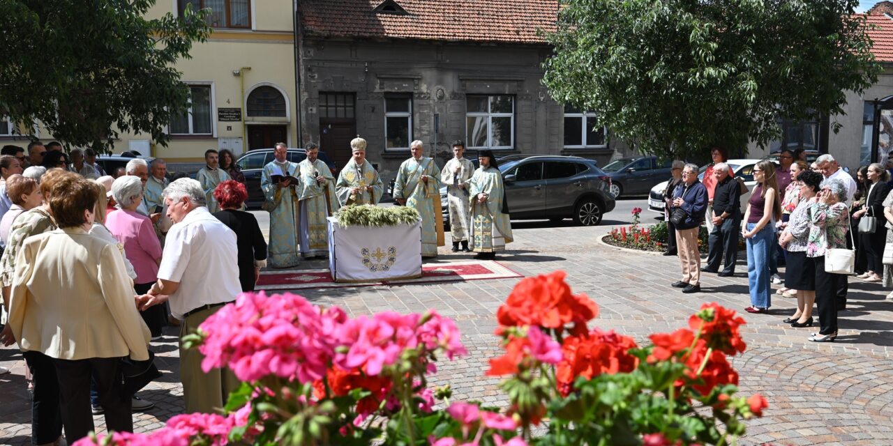 Sărbătoarea Coborârii Sfântului Spirit (a Rusaliilor) în Catedrala „Sfântul Nicolae” din Oradea