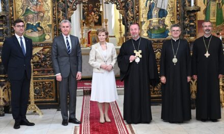 Preafericitul Părinte Claudiu a primit vizita Majestății Sale Margareta, Custodele Coroanei Române și Alteței Sale Regale Principele Radu