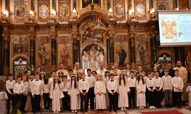 Prima Sfântă Împărtășanie Solemnă în Catedrala „Sfântul Nicolae” din Oradea