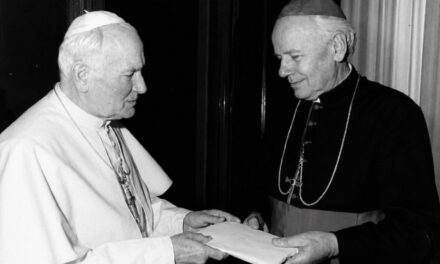 „Odată cu trecerea anilor, strălucește tot mai puternic înaintea Bisericii elocvența mărturiei pe care ați dat-o lui Cristos” — 24 de ani de la trecerea în veșnicie a Cardinalul Alexandru Todea