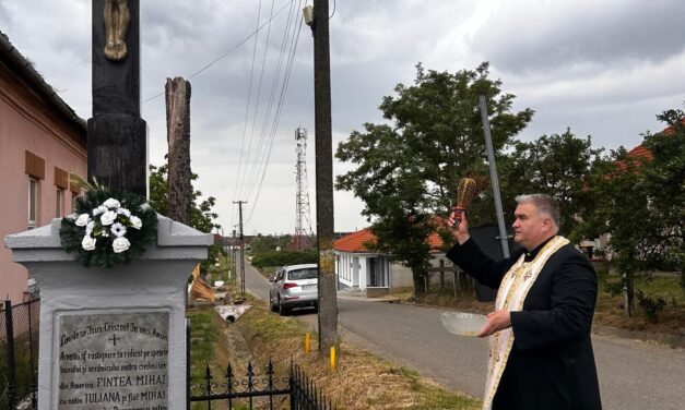 Resfințirea unei Răstigniri istorice la Moftinu Mic