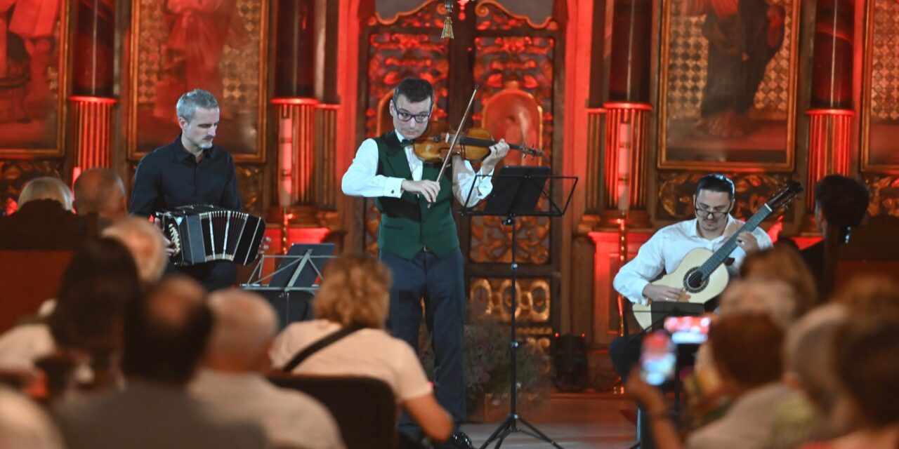 Turneul Internațional Stradivarius 2026: un omagiu muzical adus lui Constantin Brâncuși, în Catedrala Greco-Catolică din Oradea