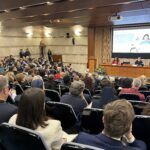 „Să numărăm sufletele, nu urmăritorii”: noul prefect al Dicasterului pentru Comunicare și viziunea unei Biserici a întâlnirii