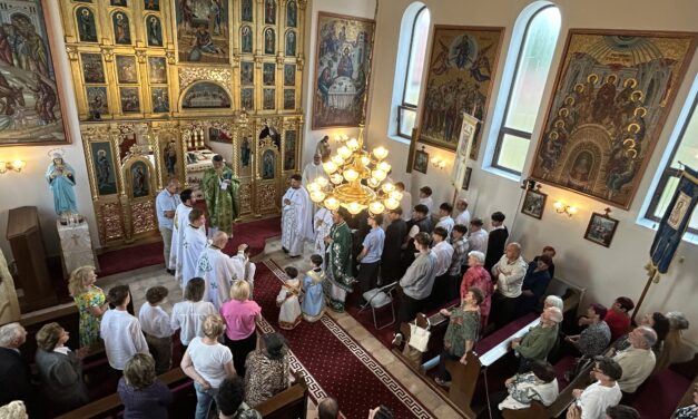 Rusaliile la Haieu – Băile „1 Mai”: bucuria Primei Sfinte Împărtășanii și a darurilor Spiritului Sfânt