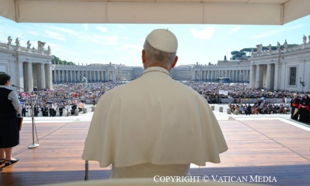 Papa Leon al XIV-lea la Audiența Generală din 24 iunie 2026: „Euharistia ne învață să adoptăm stilul de viață al Domnului Isus însuși, caracterizat de dăruirea gratuită de sine”