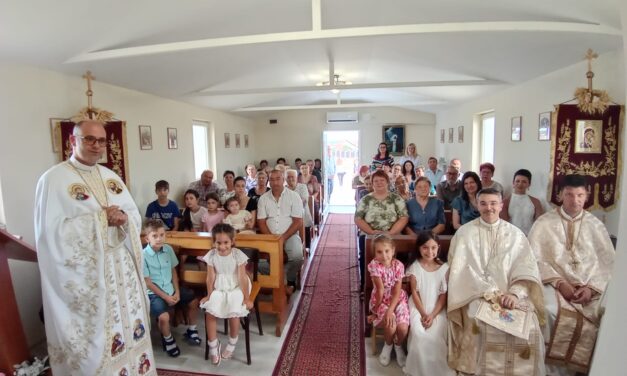 Hramul Sfinților Apostoli Petru și Pavel la Parohia Sântandrei II