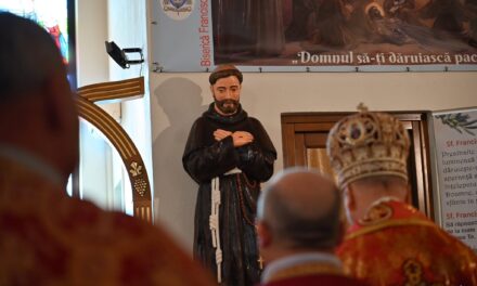 Un dar al Anului Jubiliar Franciscan: relicvele Sfântului Francisc de Assisi, la Oradea