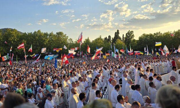 Mesajul Papei Leon al XIV-lea adresat tinerilor de la Mladifest: „Redescoperiți frumusețea întâlnirii cu Domnul”