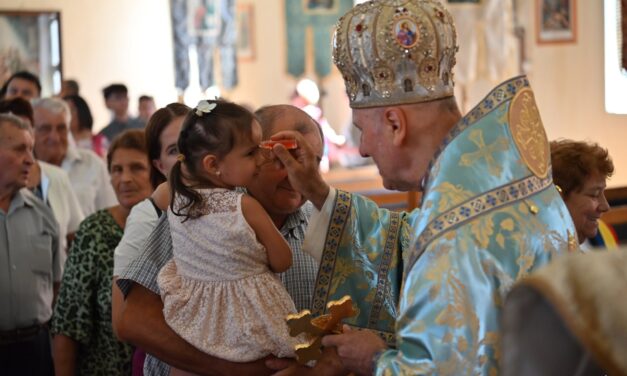 Vizita pastorală a Preasfințitului Virgil Bercea la Supuru de Jos: 25 de ani de la zidirea bisericii