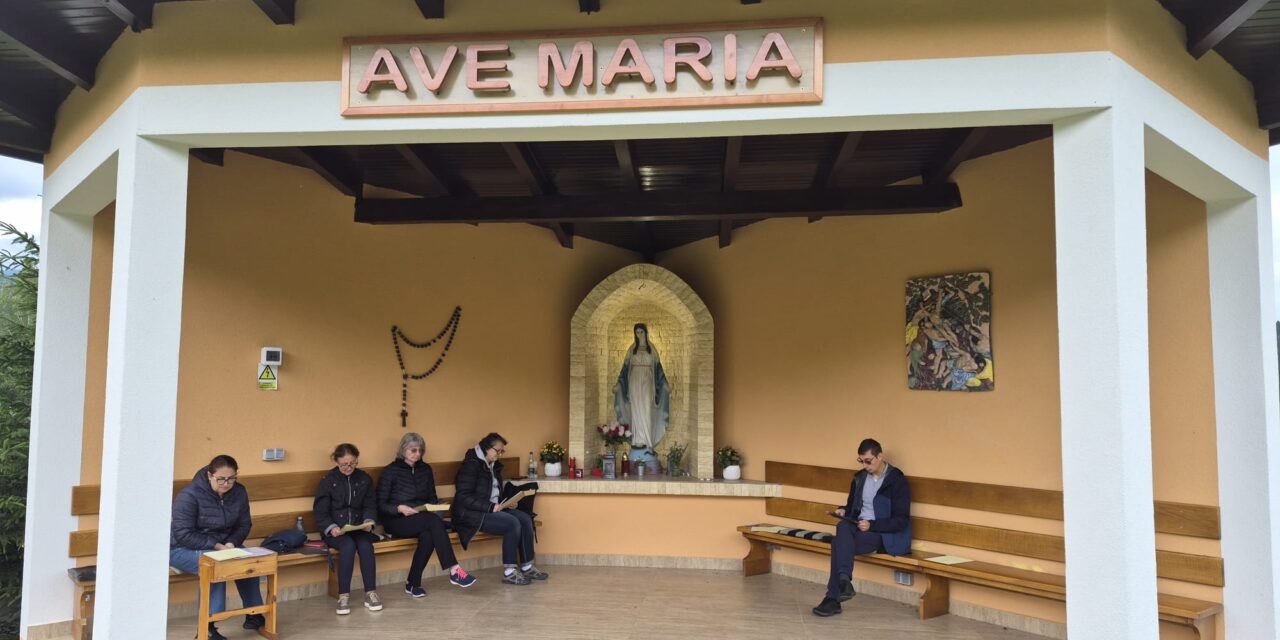 Reculegere spirituală a AGRU Oradea la Mănăstirea Franciscană „Sfânta Treime”  de la Pârâul Rece