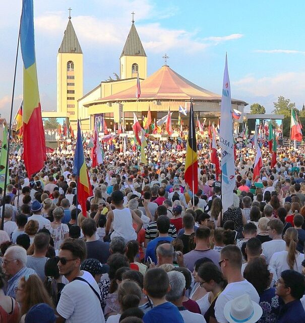 Mladifest 2026 a început la Medjugorje. PS Virgil Bercea participă alături de aproximativ 1.500 de pelerini români