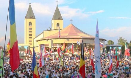 Mladifest 2026 a început la Medjugorje. PS Virgil Bercea participă alături de aproximativ 2000 de pelerini români