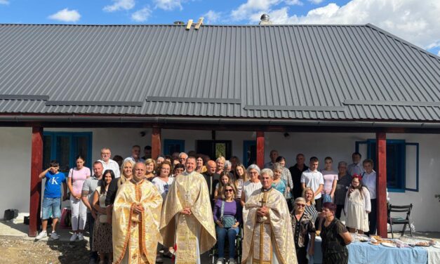 „Credința noastră, viața noastră” – Sfințirea noii capele greco-catolice din Meseșenii de Sus