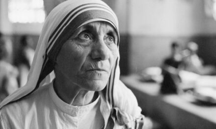 Sfânta Tereza de Calcutta – o viață dăruită lui Dumnezeu și celor mai săraci dintre săraci