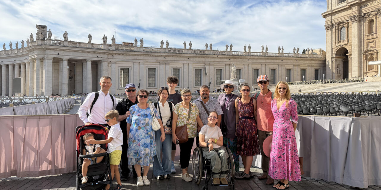 Pelerini din Sânmartin, la Roma: rugăciune la mormântul Sfântului Petru și încredințare Maicii Domnului