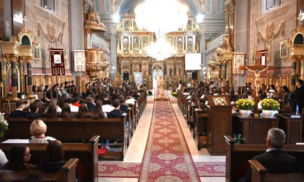 Întâlnirea Eparhială a Tinerilor, la Catedrala „Sfântul Nicolae” din Oradea