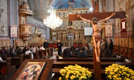 Studenți ai facultăților de arhitectură din România, în vizită la Catedrala Greco-Catolică „Sfântul Nicolae” din Oradea