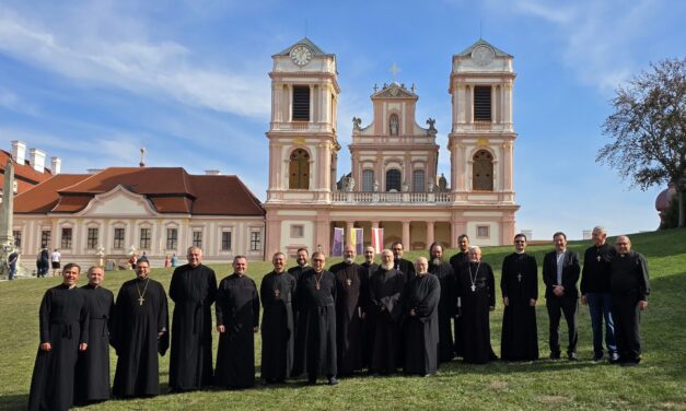 Comuniune spirituală în Wachau: Exerciții spirituale pentru preoţii greco-catolici la Mănăstirea Göttweig