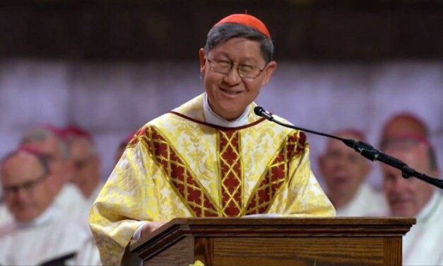 Cardinalul Tagle, noul decan al Colegiului Cardinalilor
