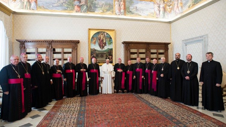 ”Sfântul Părinte se pregătește să vină în România”: I.P.S. Ioan Robu, după audiența la papa Francisc