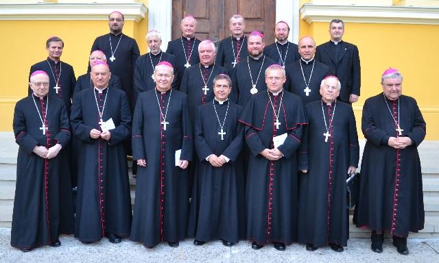 Comunicat: Episcopii catolici din România se vor întruni la Iasi,